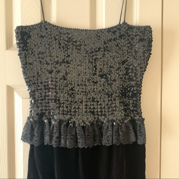 Spaghetti strap cocktail dress - All Black - Picture 2 of 6